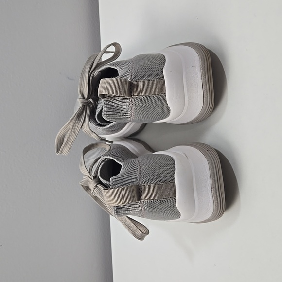 Clarks Cricuit Tan Cloudstepper Shoes - Picture 4 of 7